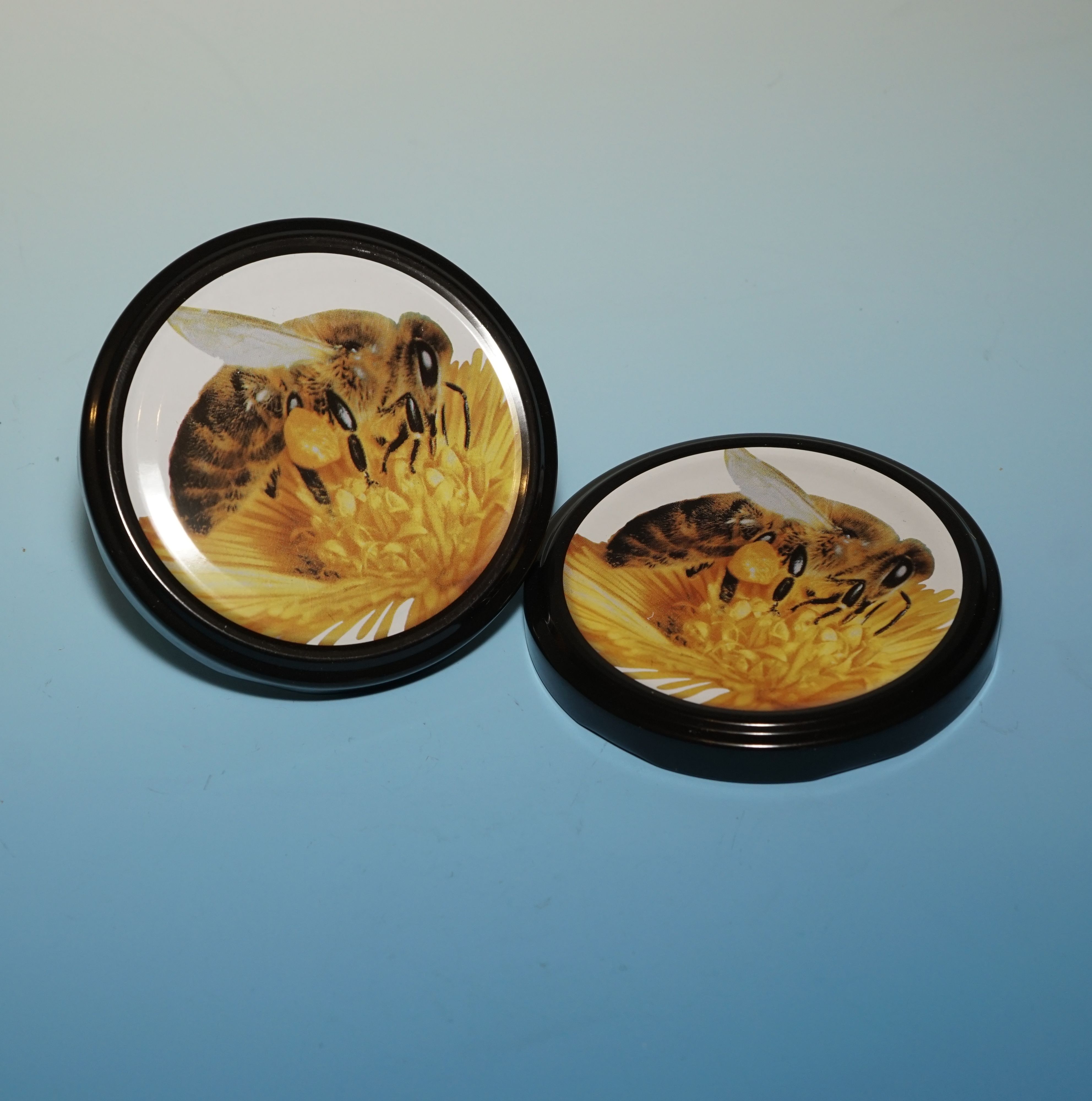 V0048 - Víčko na sklenice Včela velká